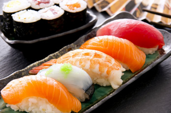 Картинка еда рыба +морепродукты +суши +роллы ассорти суши роллы японская кухня