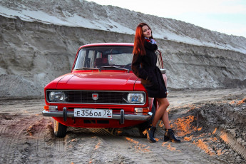 Картинка москвич-+2137 автомобили -авто+с+девушками москвич- 2137 автомобиль азлк красный ретро девушка