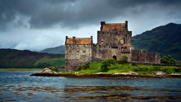 Картинка города замок эйлиан донан шотландия горы старинный озеро остров