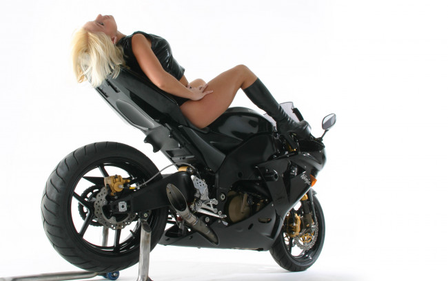 Обои картинки фото мотоциклы, мото с девушкой, girl, kawasaki, ninja, moto