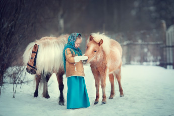 обоя разное, дети, девочка, лошади, снег, зима