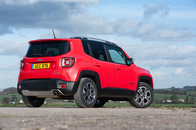 Обои картинки фото автомобили, jeep, 2015г, uk-spec, renegade, limited, красный