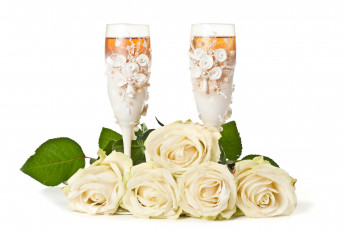 обоя еда, напитки, шампанское, розы, цветы, праздник, фужеры, свадьба