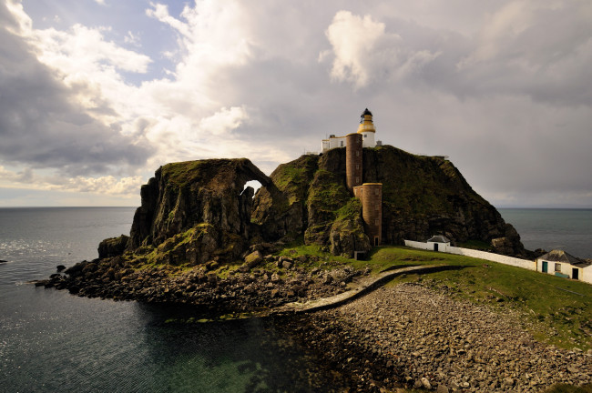 Обои картинки фото sanda, lighthouse, strathclyde, scotland, природа, маяки, маяк, море