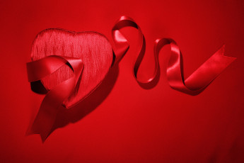 Картинка праздничные день+святого+валентина +сердечки +любовь коробка лента