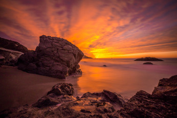 Картинка природа восходы закаты пляж скала берег закат океан