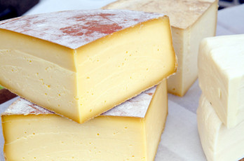 Картинка еда сырные+изделия много сыр
