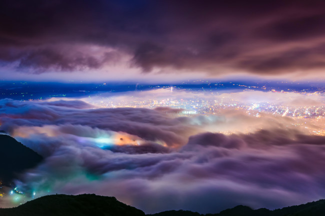 Обои картинки фото природа, облака, тайбэй, ночь, огни, туман