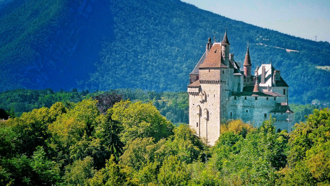 Обои картинки фото chateau de menthon,  annecy, города, - дворцы,  замки,  крепости, горы, замок