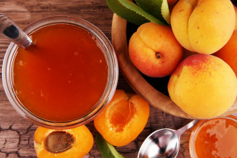 Картинка еда мёд +варенье +повидло +джем ложка абрикос листики фон абрикосовый джем