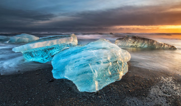 Картинка природа побережье льдина