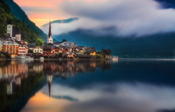 Картинка города гальштат+ австрия город облака озеро отражение