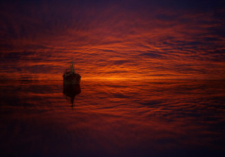Картинка корабли другое облака море ночь отражение корабль