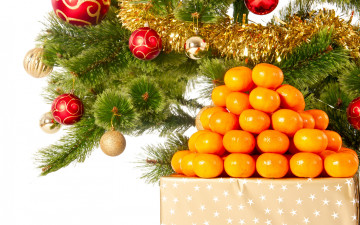 Картинка праздничные угощения decoration christmas merry украшения новый год рождество мандарины шары елка