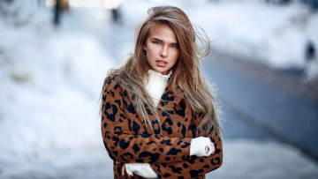 Картинка девушки -+блондинки +светловолосые свитер пальто родинка люба иванова