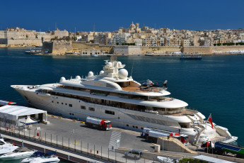 обоя корабли, Яхты, valletta, dilbar, malta, мальта, валлетта, архитектура, yacht, город, заправка, вертолет, порт, яхта