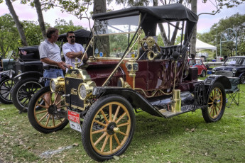 Картинка 1913+ford+model+t+runabout автомобили выставки+и+уличные+фото выставка автошоу