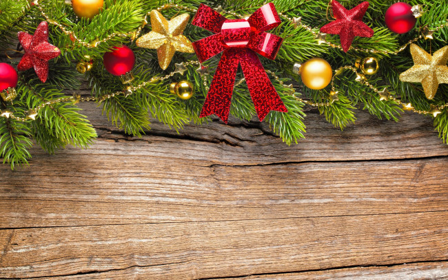 Обои картинки фото праздничные, украшения, christmas, merry, звезды, бант, ветки, елка, шары, decoration, wood, рождество, новый, год