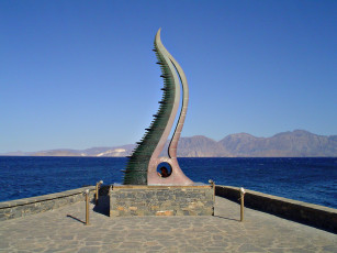 Картинка памятник зелёной волне морской города памятники скульптуры арт объекты