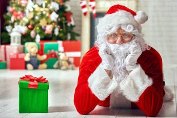 Картинка праздничные дед+мороз +санта+клаус подарок бант санта