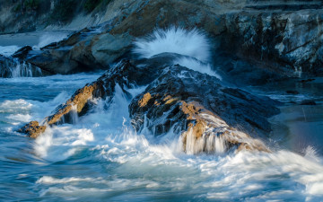 Картинка природа побережье камни волны прибой море берег