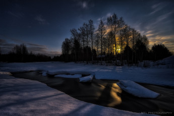 Картинка природа зима снег ночь река лес
