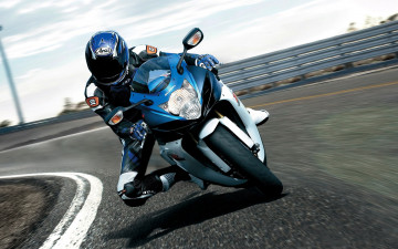 Картинка спорт мотоспорт гонки вираж шлем байк гонщик