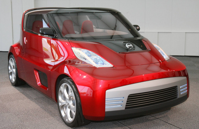 Обои картинки фото nissan mini concept, автомобили, nissan, datsun, выставка, concept, mini, автосалон, красный