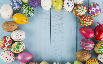 Картинка праздничные пасха colorful decoration весна happy spring eggs яйца крашеные wood easter