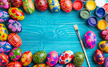Картинка праздничные пасха весна краски яйца крашеные eggs happy spring easter wood colorful decoration