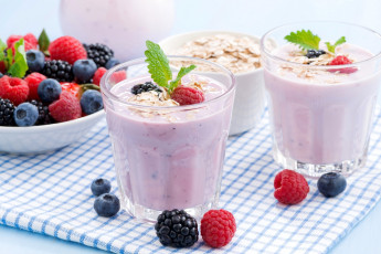 Картинка еда мороженое +десерты ягоды йогурт ежевика голубика малина овсянка мята