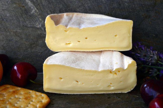 Обои картинки фото petit sapin, еда, сырные изделия, сыр