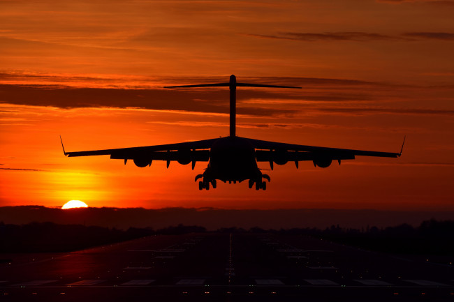 Обои картинки фото c-17, авиация, военно-транспортные самолёты, ввс