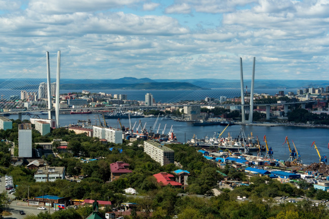 Обои картинки фото владивосток, россия, города, - панорамы, бухта, золотой, рог, залив, петра, великого, мост, порт, город