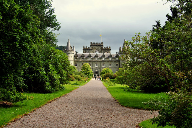 Обои картинки фото inverary, castle, шотландия, города, дворцы, замки, крепости, парк, замок
