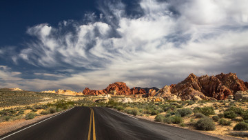 Картинка природа дороги облака пустыня
