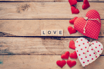 Картинка праздничные день+святого+валентина +сердечки +любовь сердечки кубики надпись любовь