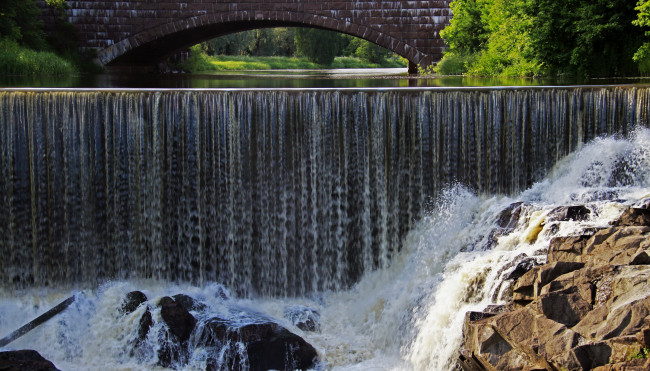 Обои картинки фото природа, водопады, мост, вода