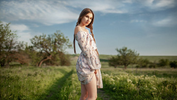 Картинка девушки -unsort+ брюнетки темноволосые алексей юрьев поле трава косички деревья длинные волосы платье женщины на открытом воздухе диана фурманова