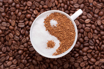 Картинка еда кофе кофейные зёрна гранулы зерна сахар инь-ян чашка