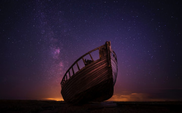 Картинка корабли лодки +шлюпки звездное небо лодка деревянная