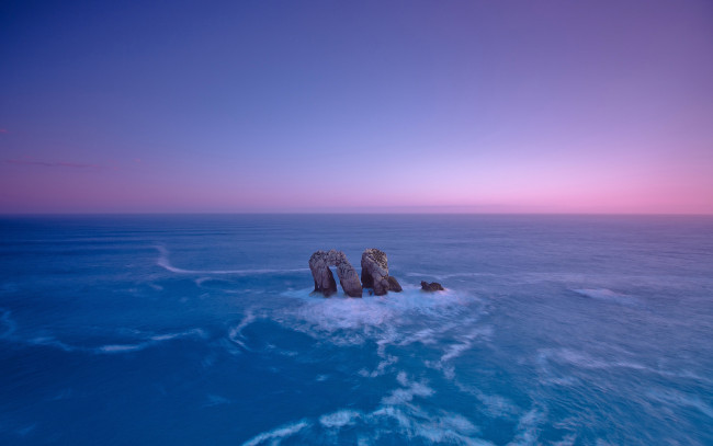 Обои картинки фото ocean, природа, моря, океаны, океан, рассвет, зарево, камни