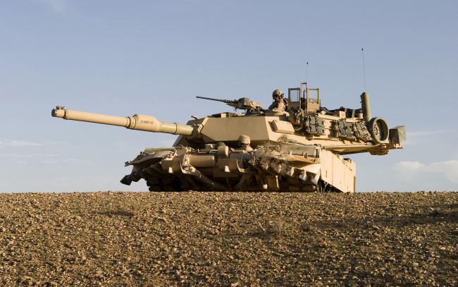 Обои картинки фото техника, военная, экипаж, орудие, пригорок, танк