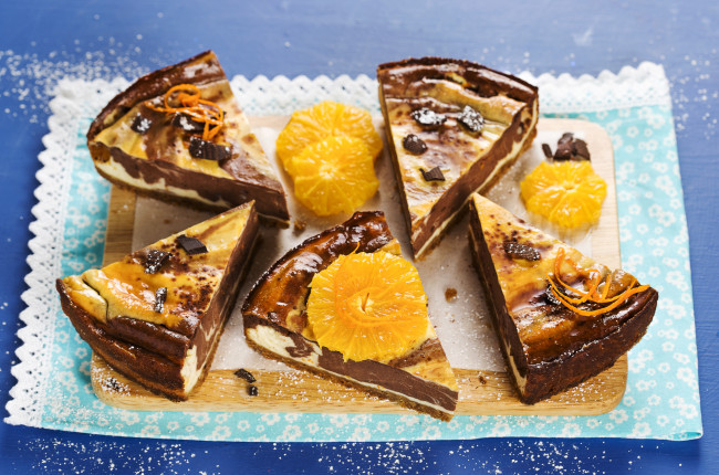 Обои картинки фото еда, торт, только, апельсин, cheesecake, Чизкейк, десерт, пирог, салфетка