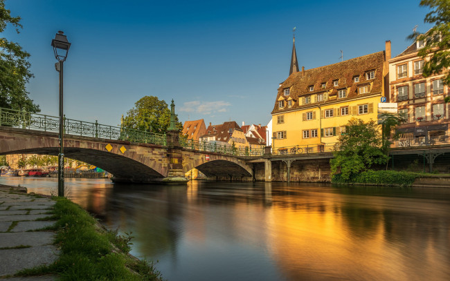 Обои картинки фото города, страсбург , франция, канал, мост, фонарь, дома