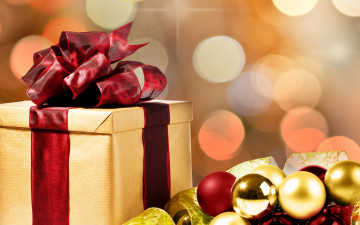 Картинка праздничные подарки+и+коробочки коробка подарок шарики