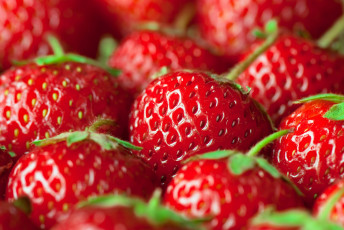 Картинка еда клубника +земляника витамины ягоды красные лето макро дары