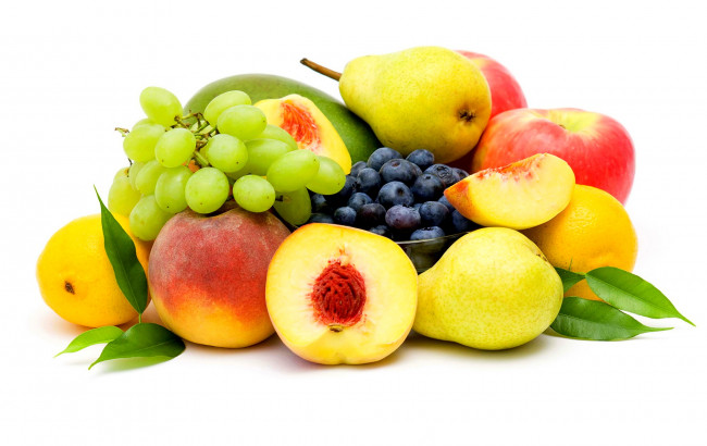 Обои картинки фото еда, фрукты,  ягоды, груша, черника, ягоды, белый, фон, персик, виноград, яблоко