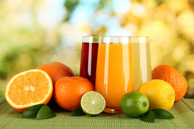 Обои картинки фото еда, напитки,  сок, дольки, фруктов, фруктовый, сок