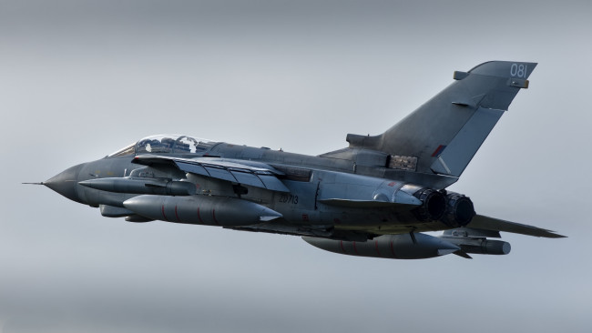 Обои картинки фото tornado gr4, авиация, боевые самолёты, ввс